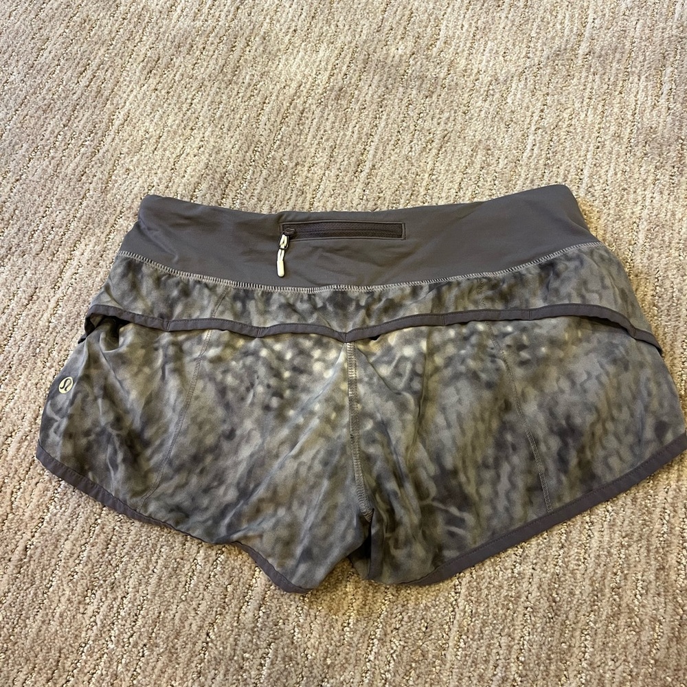 Size 4 Lululemon Shorts